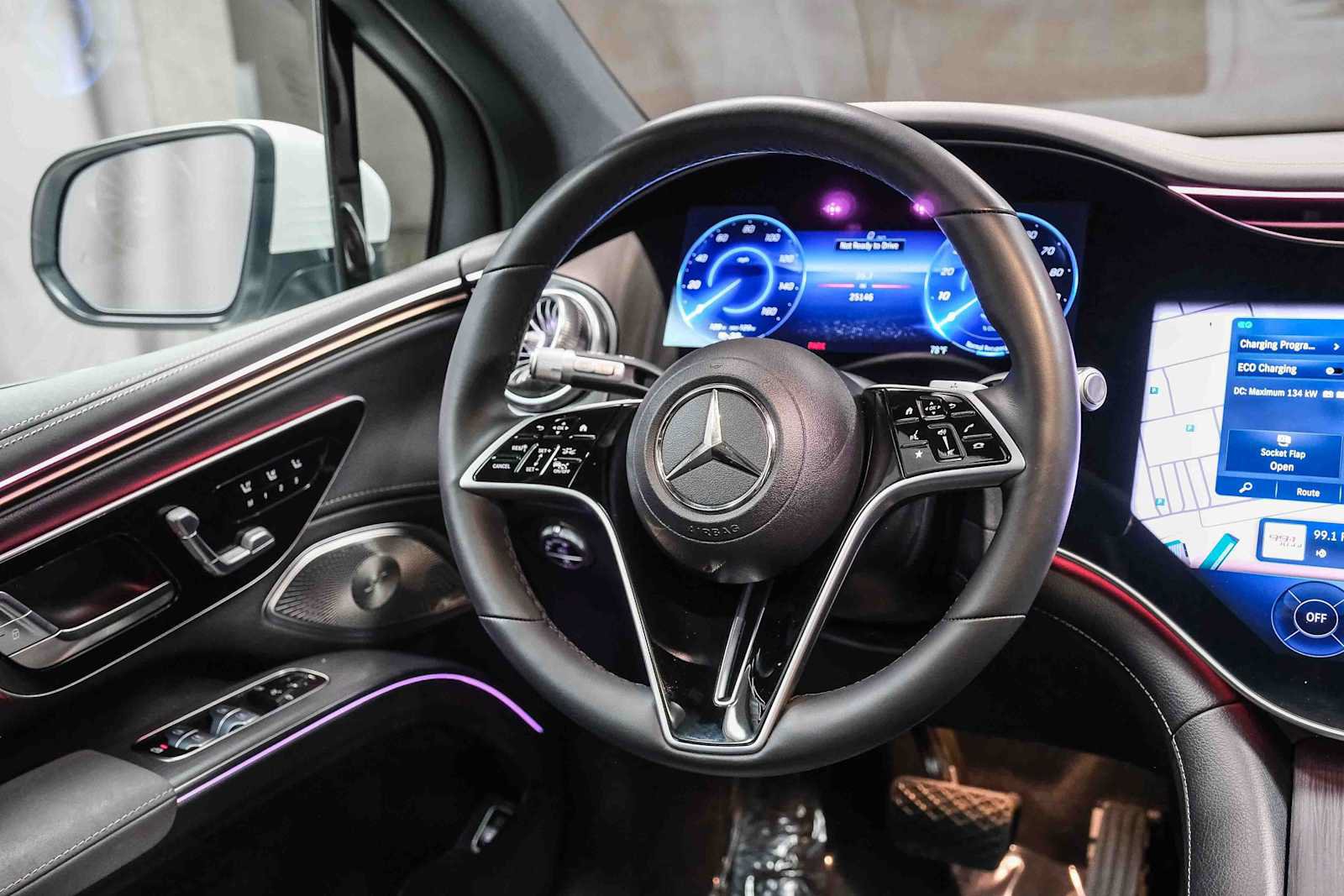 Certified 2023 Mercedes-Benz EQS 580 4MATIC SUV image 18