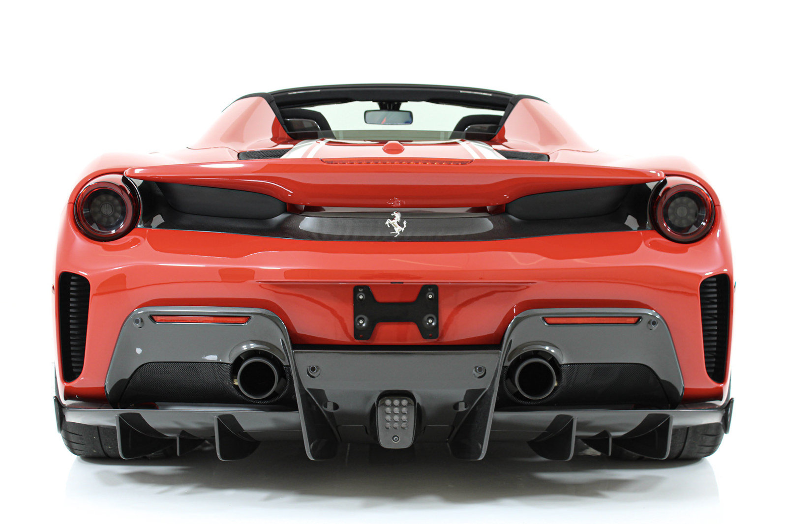 Certified 2019 Ferrari 488 Pista Spider RWD image 11