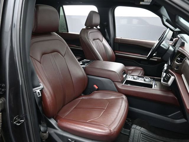 Used 2023 Ford Expedition Limited image 27