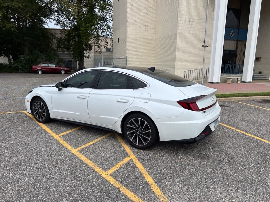 Used 2020 Hyundai Sonata SEL Plus w/ Tech Package FWD image 3
