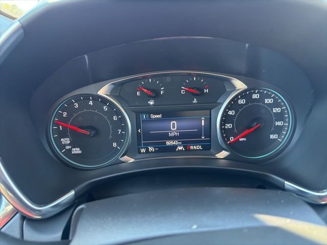 Used 2023 Chevrolet Equinox LT w/ Driver Convenience Package image 2