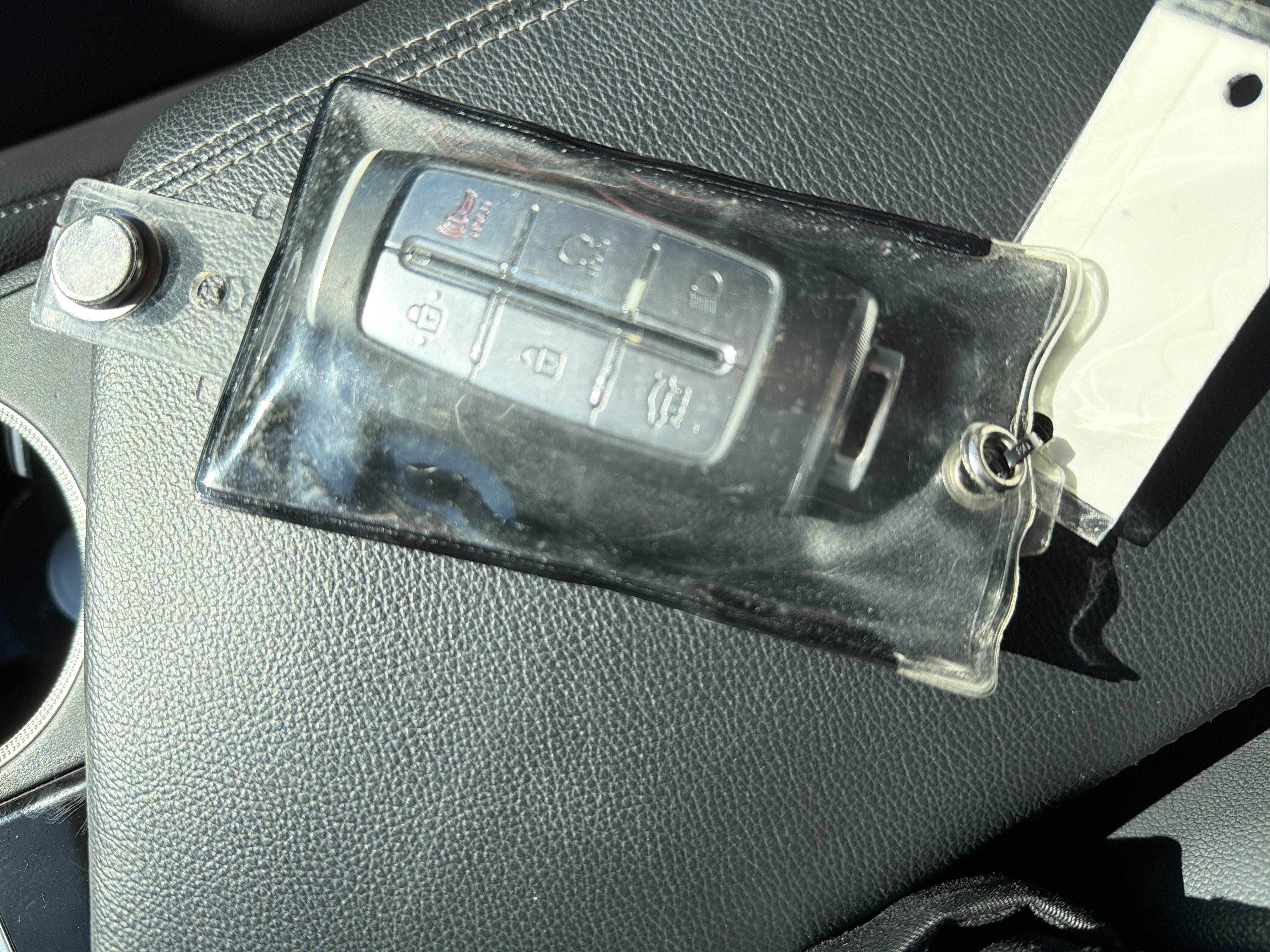 Used 2023 Genesis G70 2.0T image 35