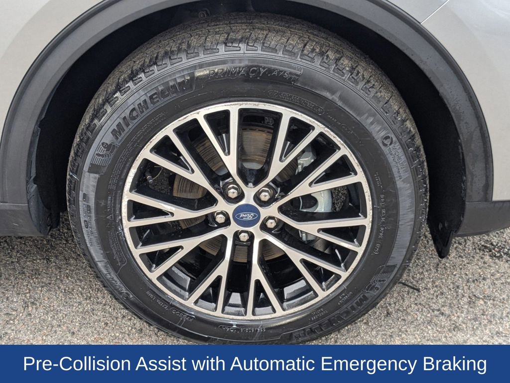 Certified 2022 Ford Escape SEL w/ Technology Package image 12