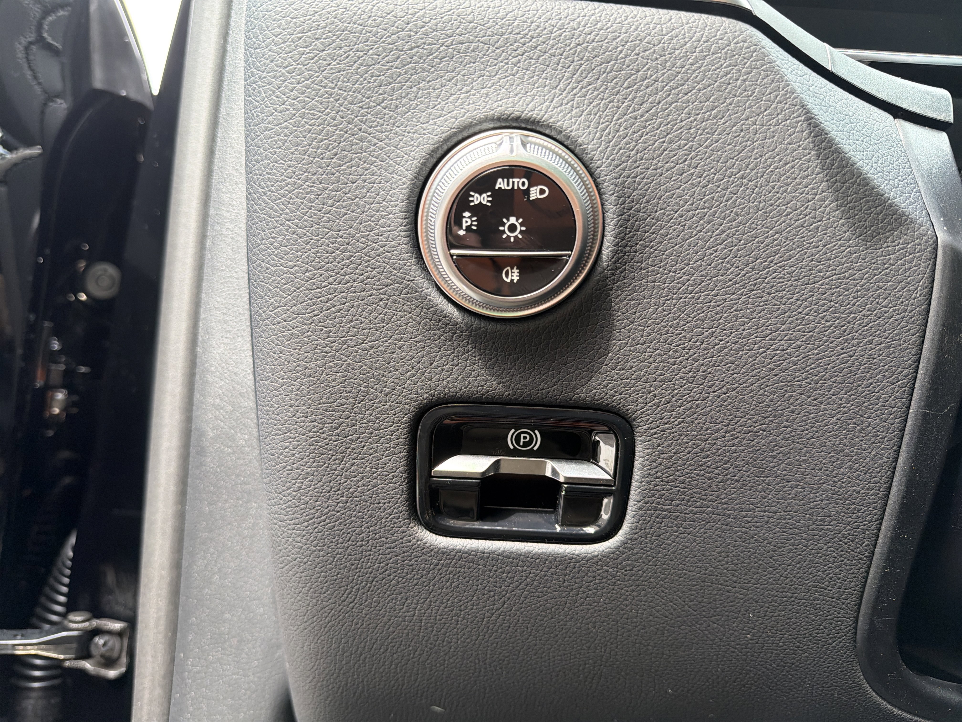 New 2026 Mercedes-Benz GLC 300 4MATIC image 15