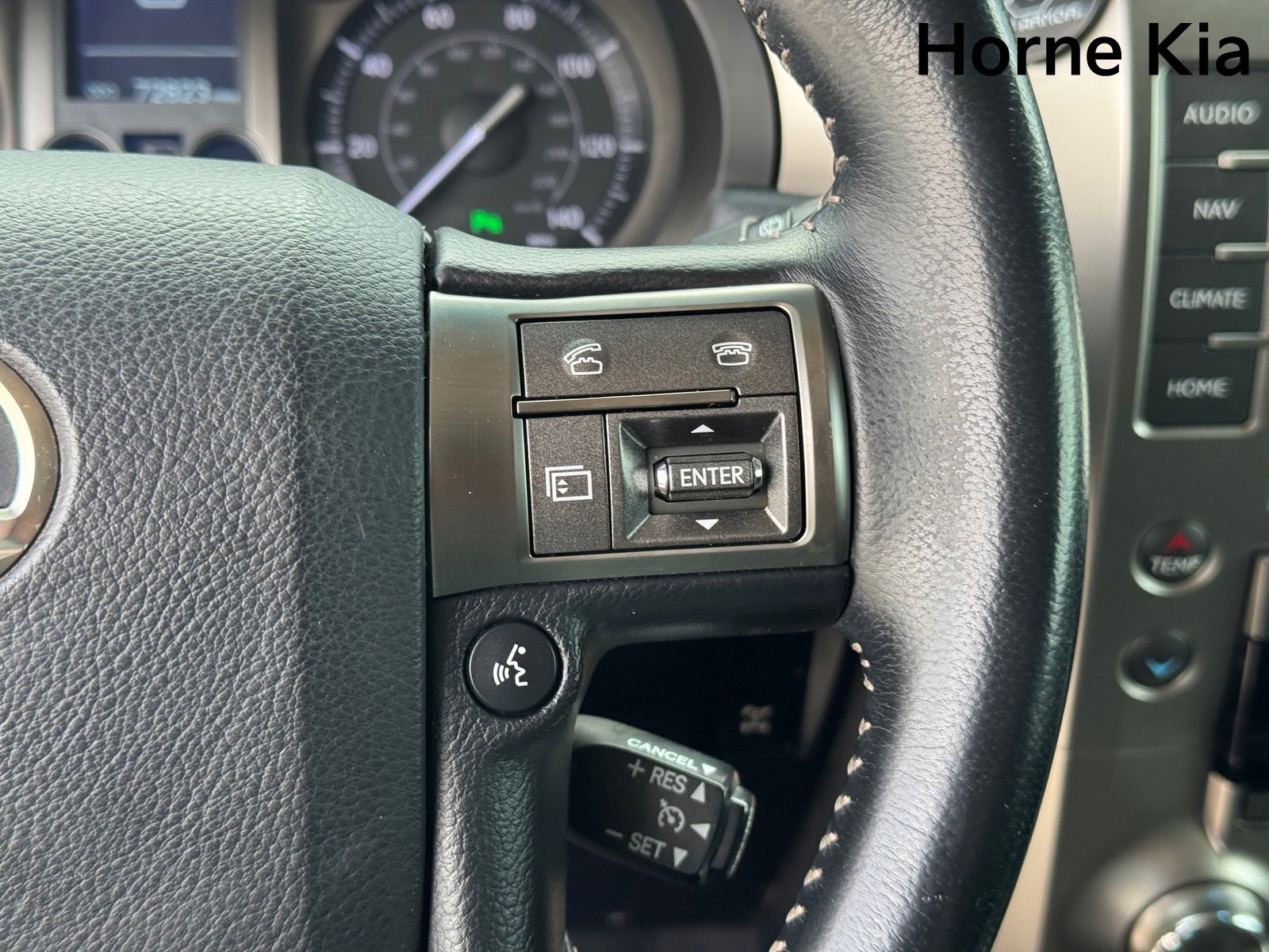 Used 2018 Lexus GX 460 w/ Navigation Package image 19