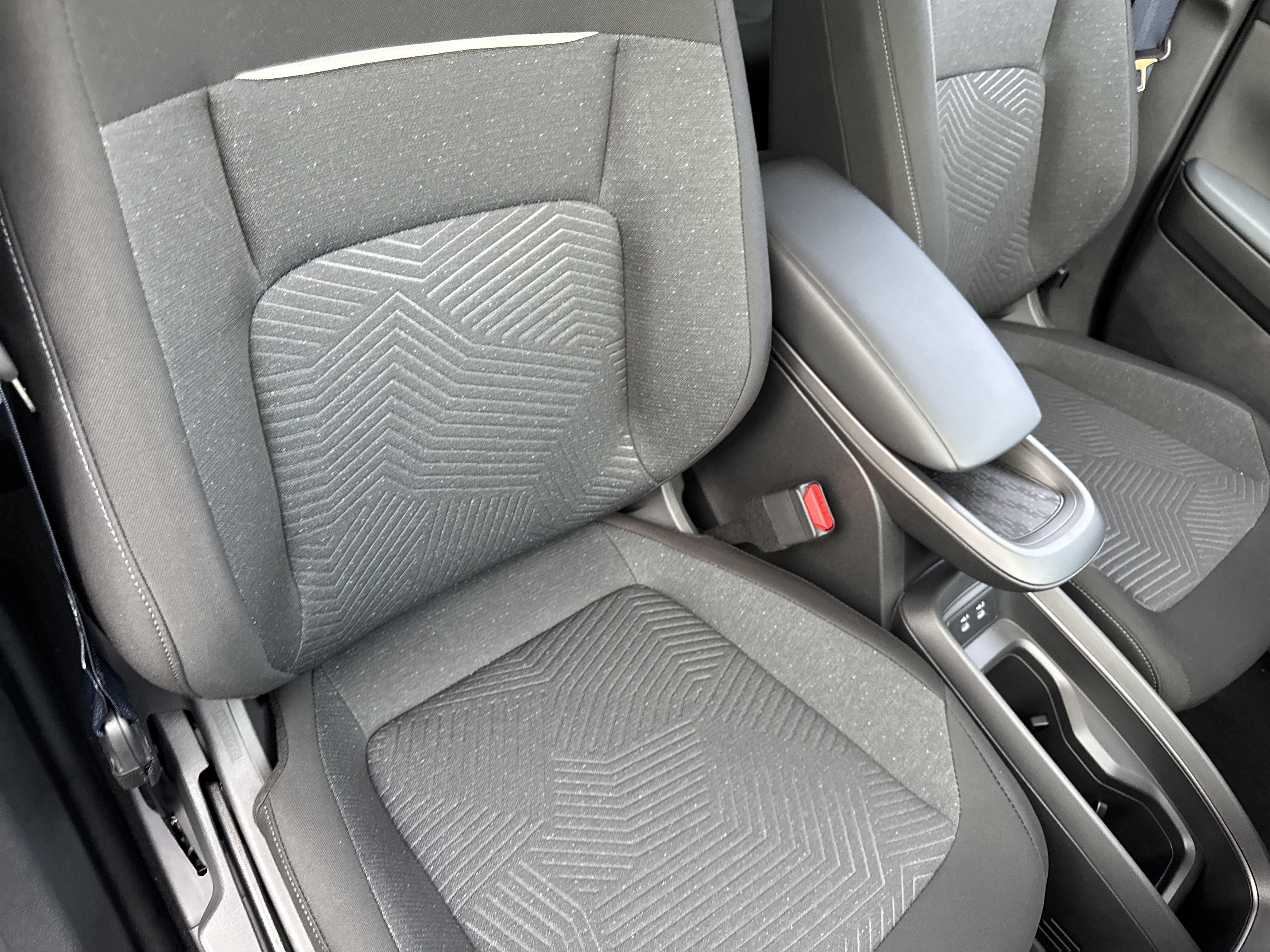 New 2026 Nissan Leaf w/ Floor Mat Package (S+) FWD image 17