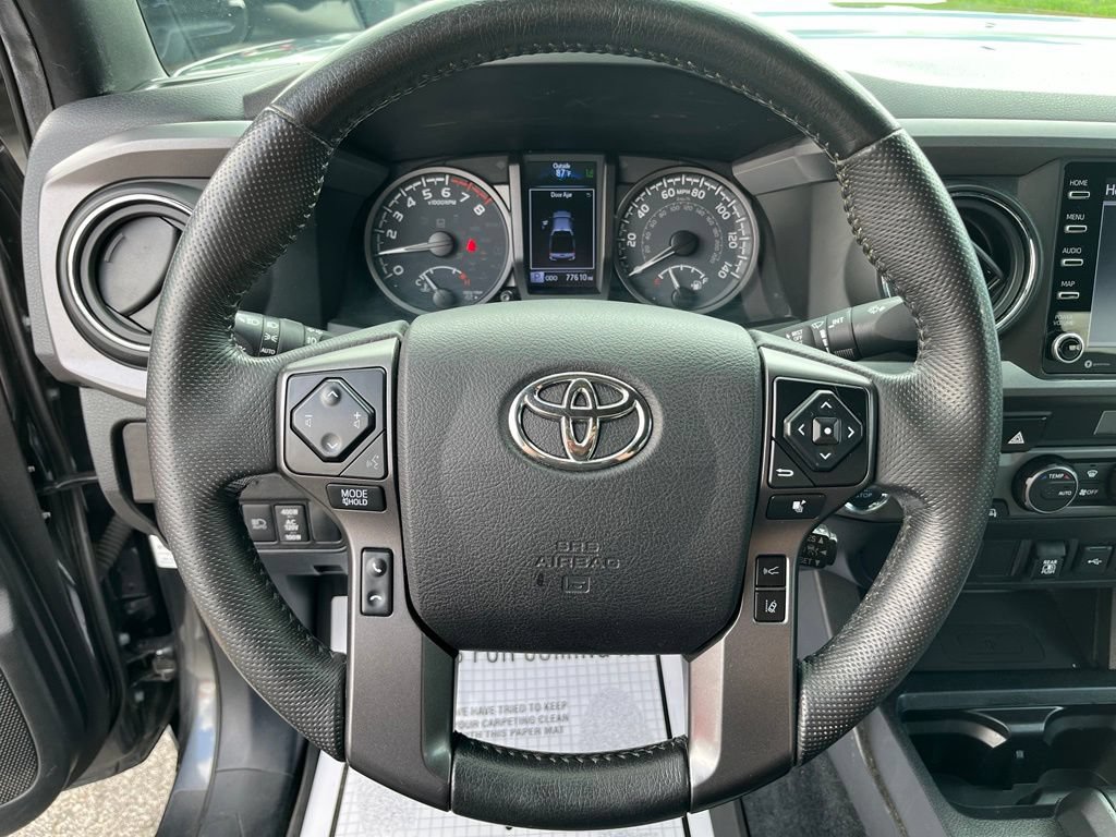 Used 2021 Toyota Tacoma TRD Sport AWD/4WD image 18