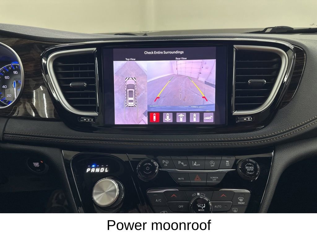 Used 2023 Chrysler Pacifica Pinnacle w/ Trailer Tow Group image 42