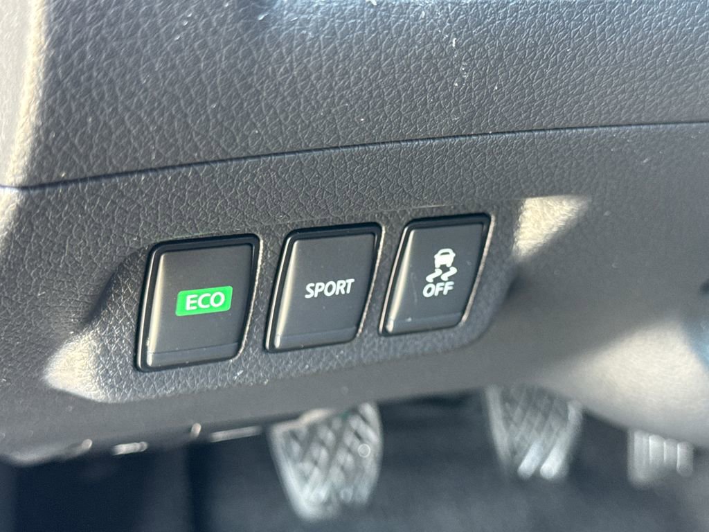 Used 2017 Nissan Sentra NISMO image 27