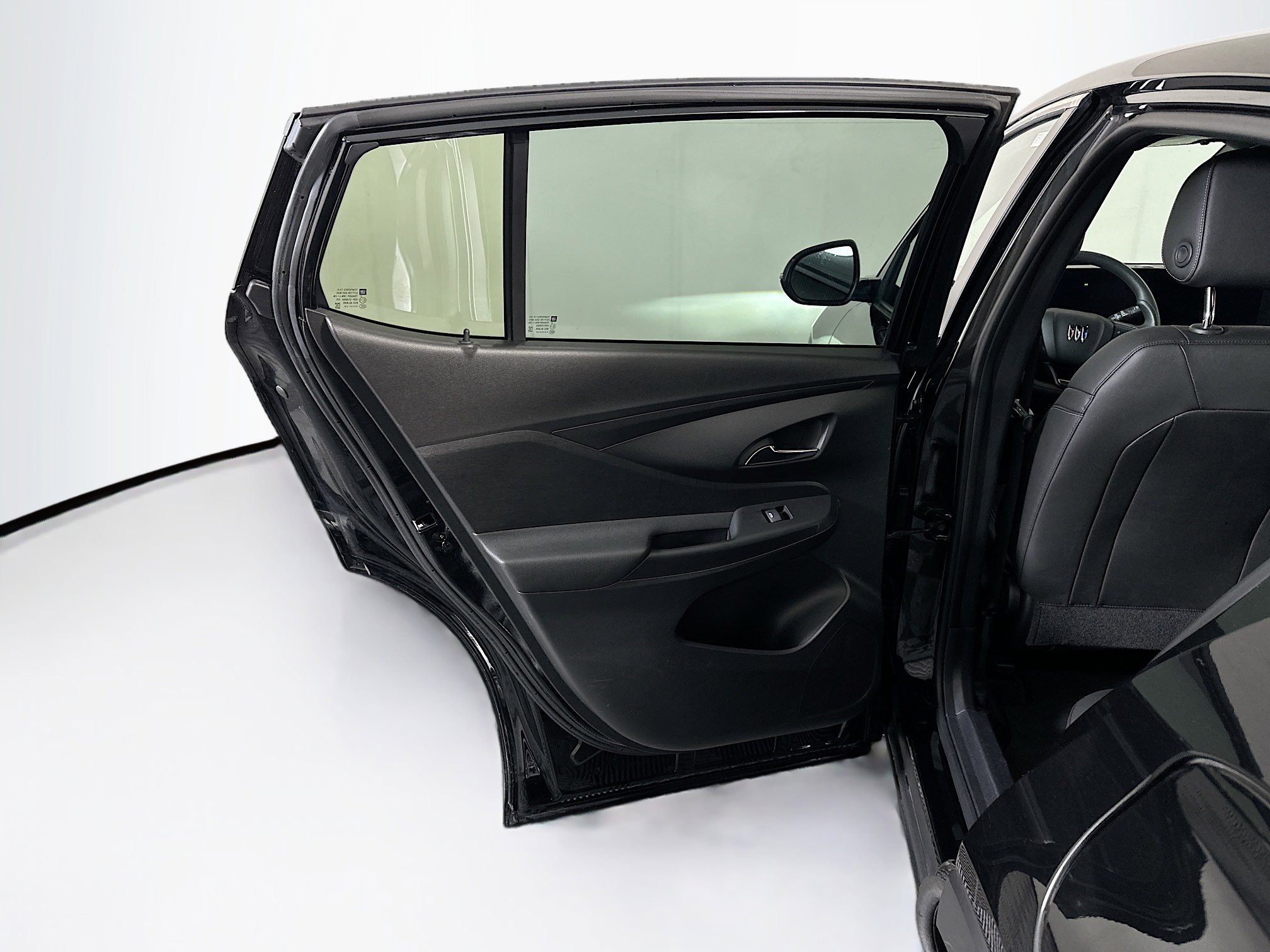 Used 2025 Buick Envista Preferred FWD image 24