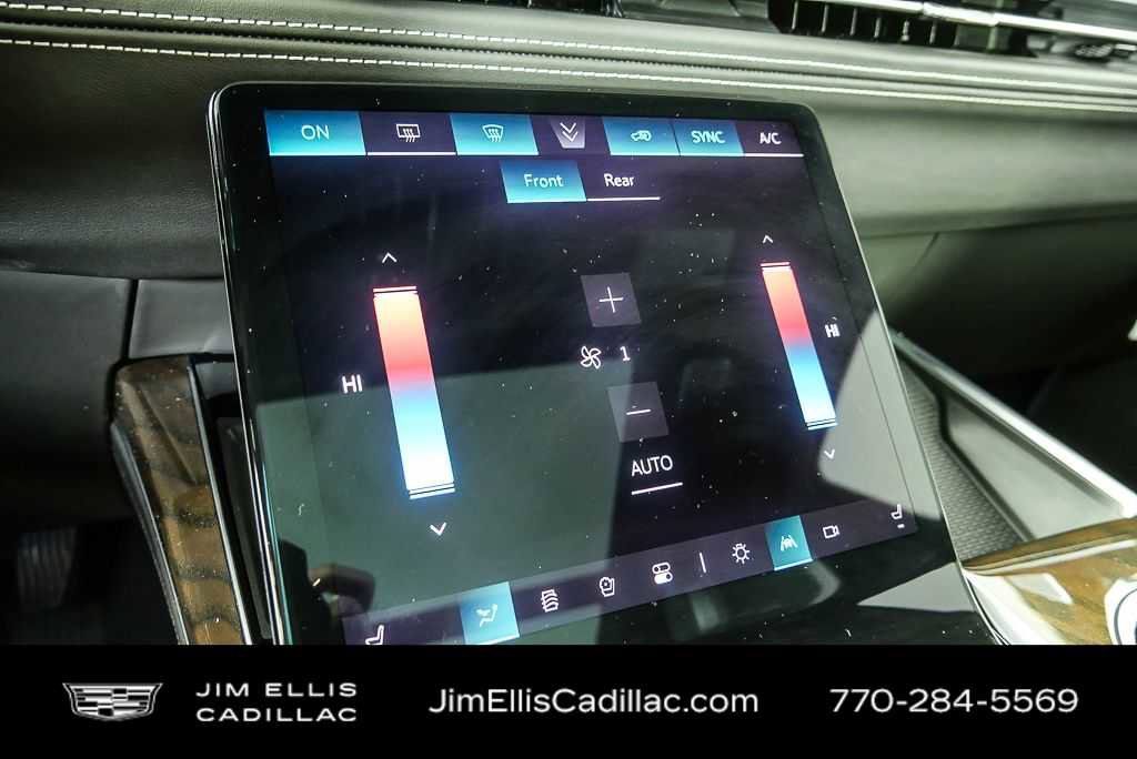 Certified 2026 Cadillac Escalade ESV Platinum Sport w/ LPO, ONYX Package AWD/4WD image 16