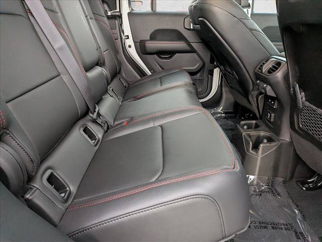 Used 2025 Jeep Gladiator Rubicon AWD/4WD image 28