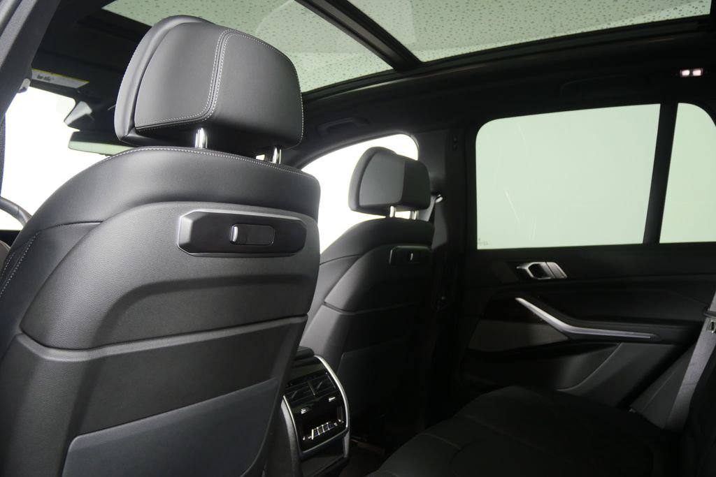Certified 2026 BMW X5 sDrive40i RWD image 17