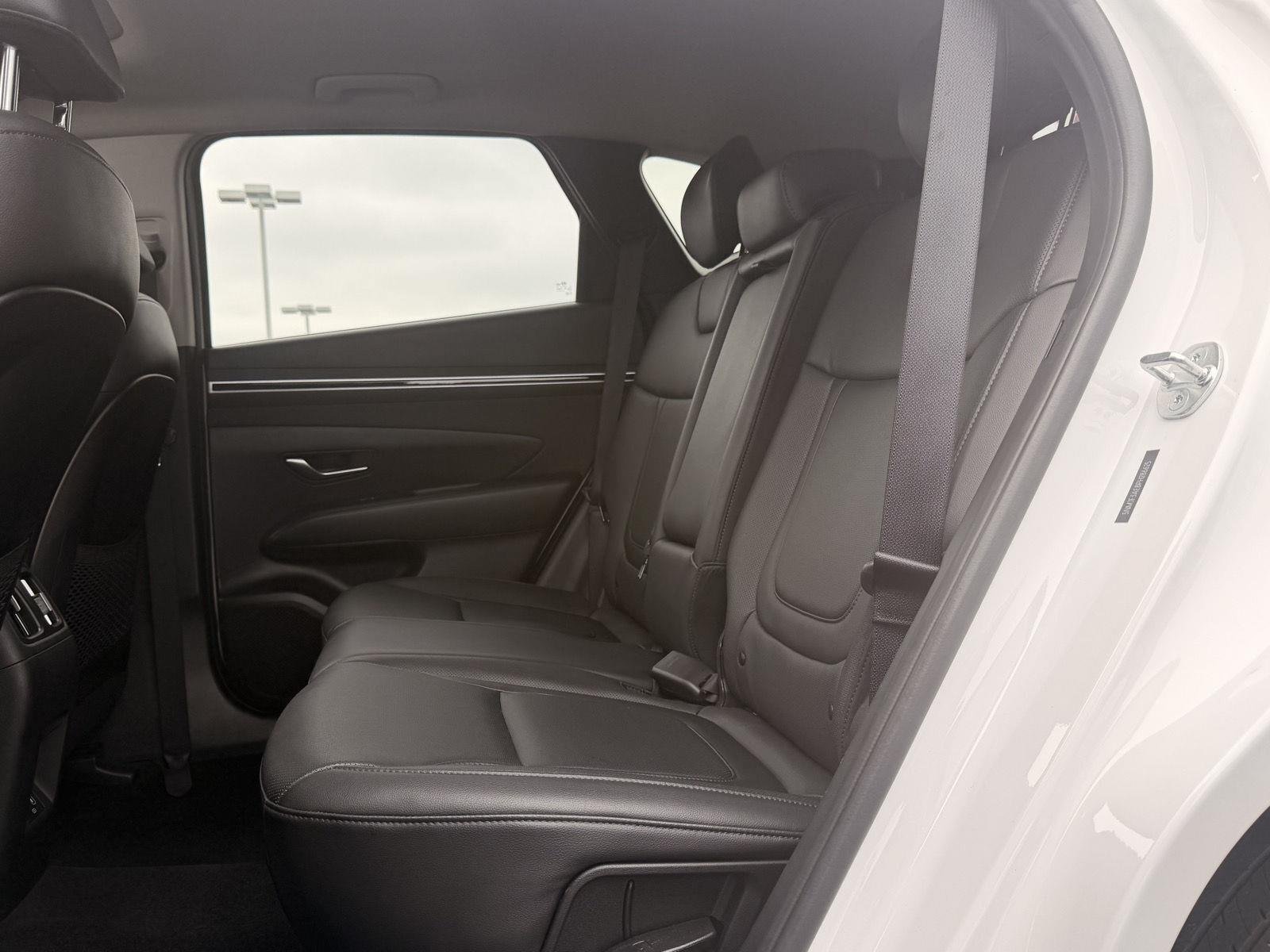Used 2023 Hyundai Tucson SEL w/ Convenience Package FWD image 6