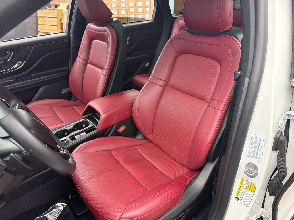 Used 2023 Lincoln Corsair Grand Touring image 19