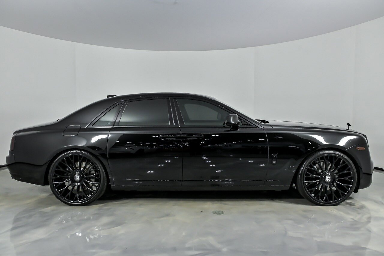 Used 2020 Rolls-Royce Ghost RWD image 14