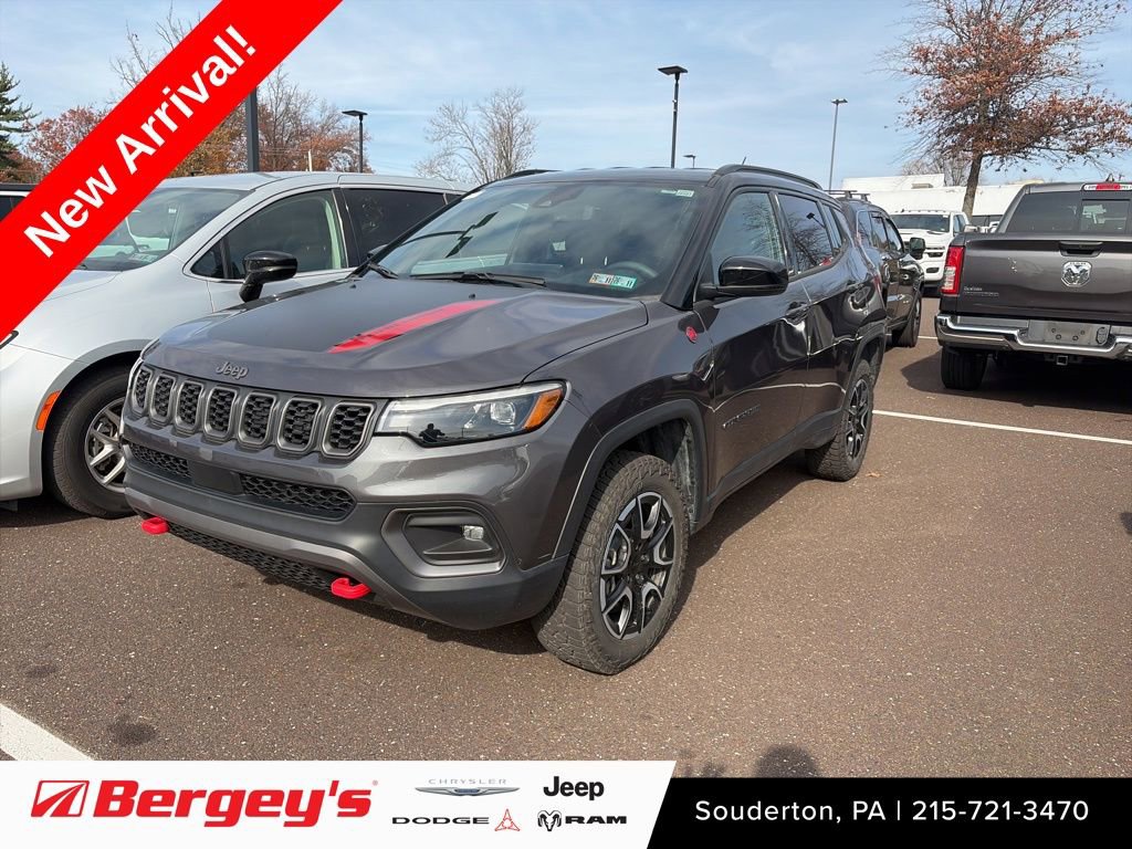 Used 2024 Jeep Compass Trailhawk w/ Trailhawk Elite Group