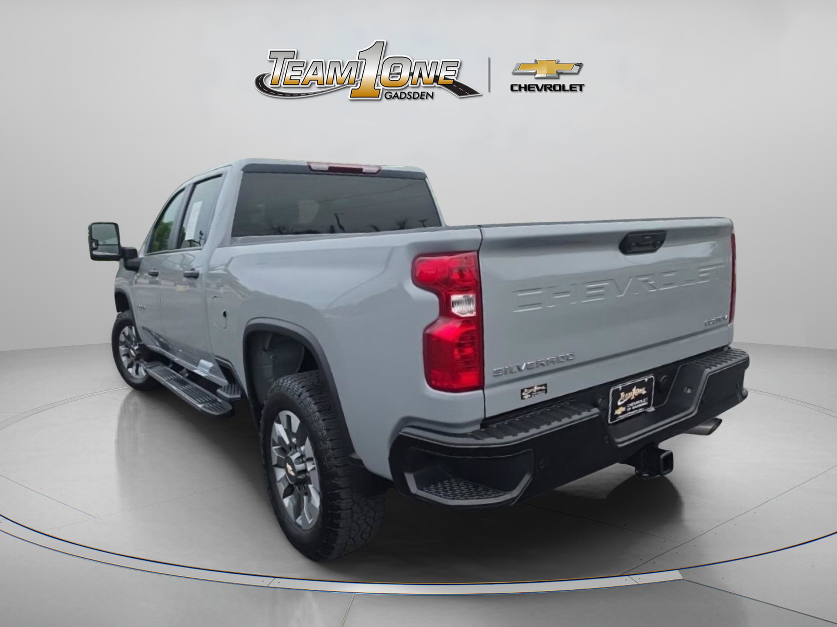 Used 2025 Chevrolet Silverado 2500 Custom w/ Custom Value Package AWD/4WD image 6