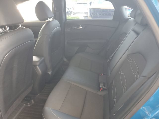 Certified 2023 Kia Forte GT-Line w/ GT-Line Technology Package FWD image 7