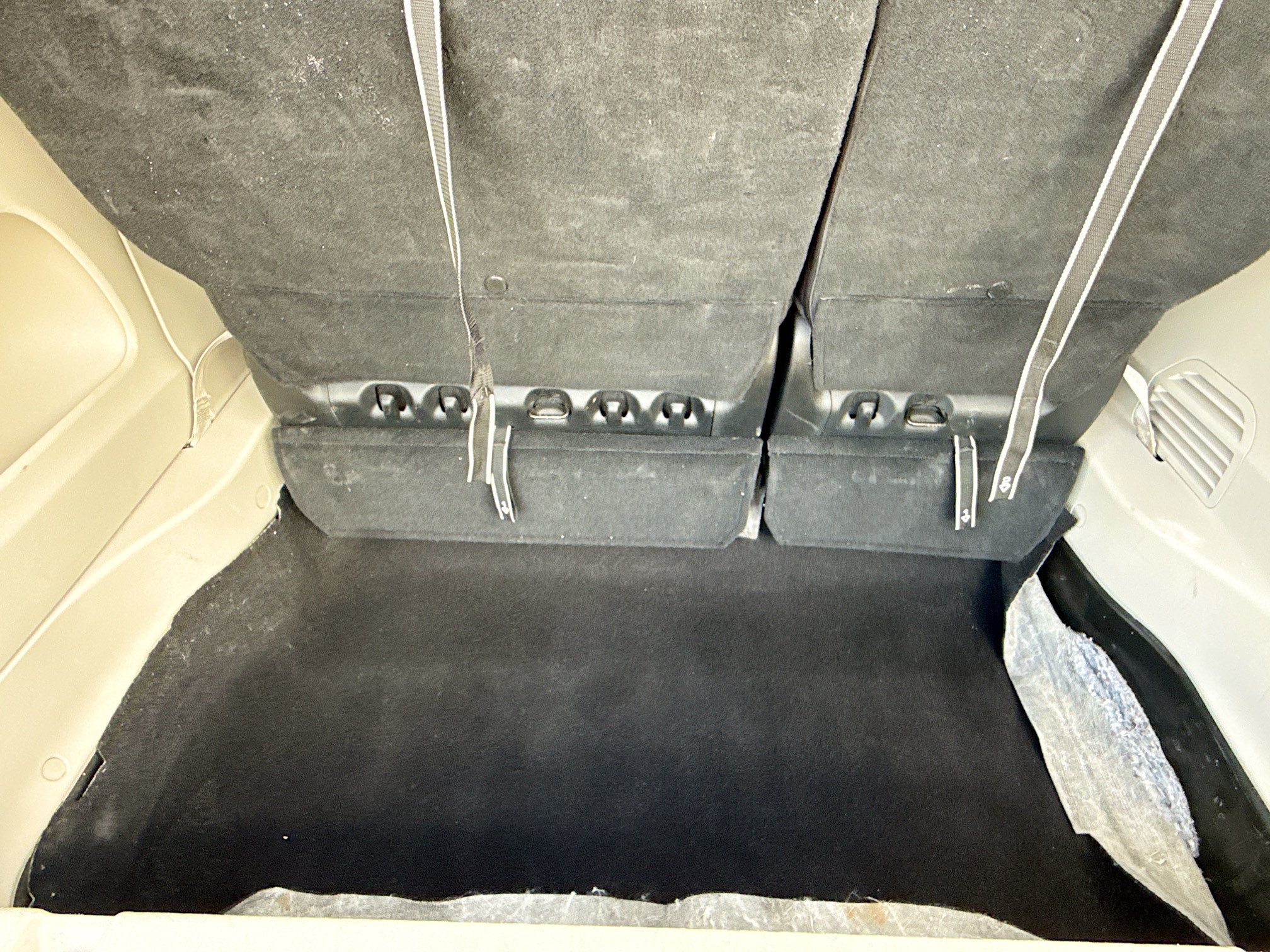Used 2023 Chrysler Pacifica Touring-L FWD image 12
