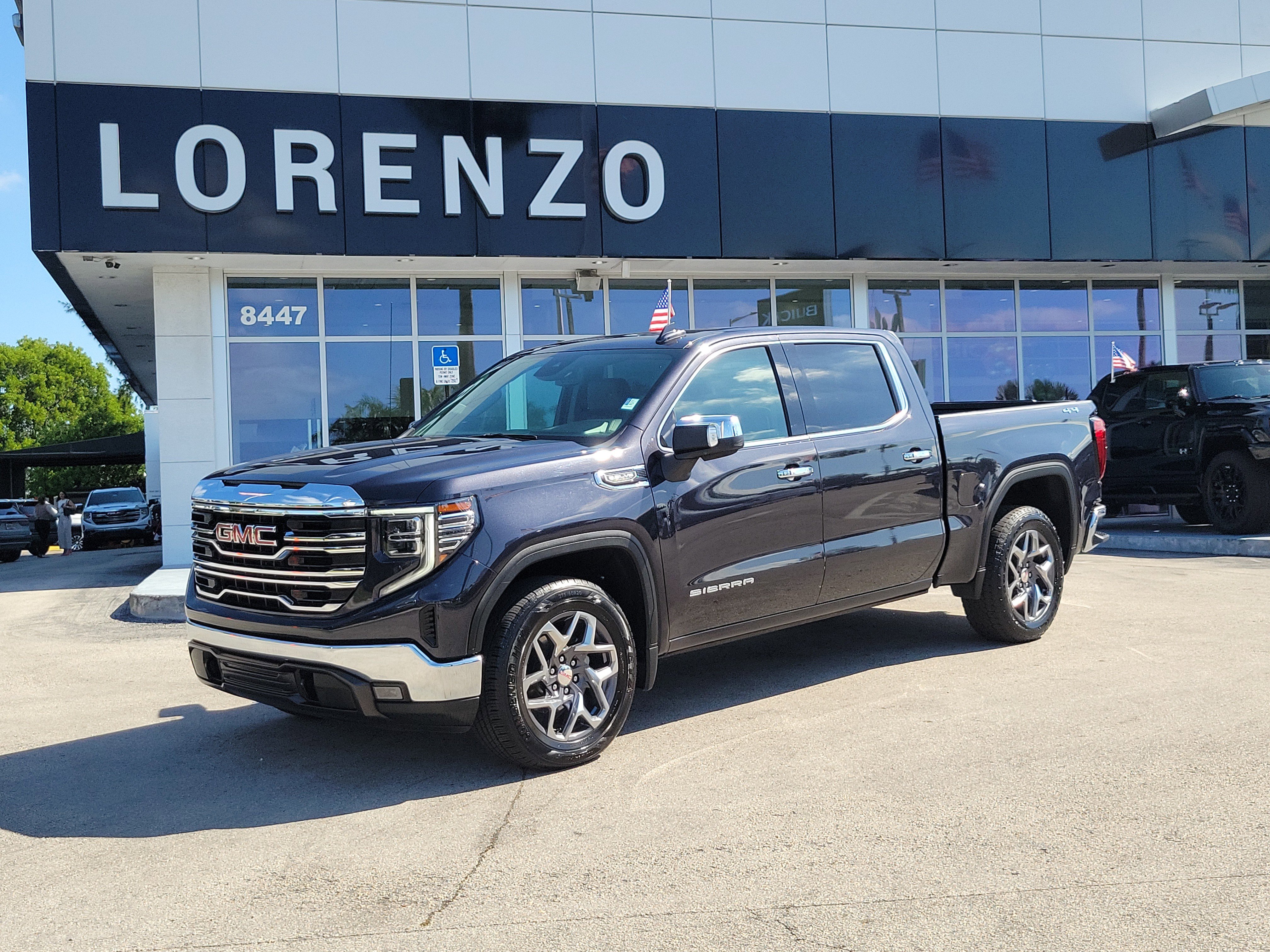 Used 2022 GMC Sierra 1500 SLT w/ SLT Convenience Package
