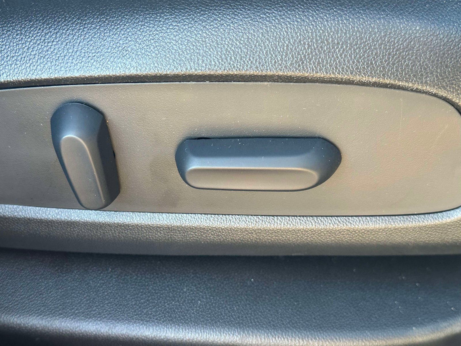 Certified 2025 Chevrolet Blazer RS w/ Driver Confidence II Package image 27