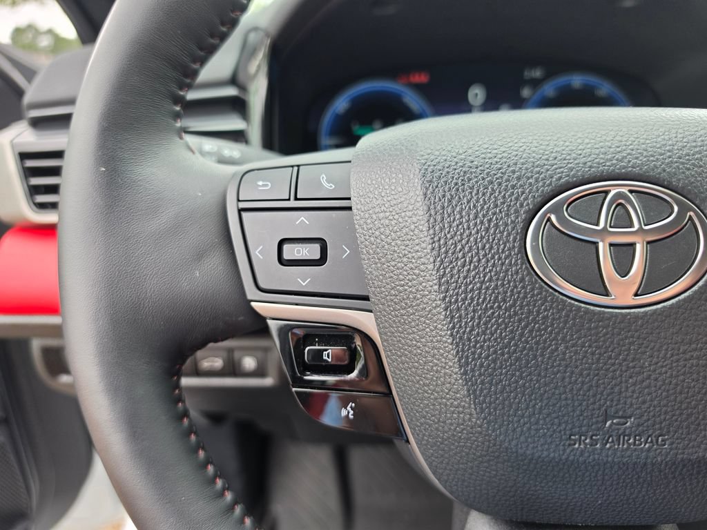 Used 2025 Toyota Camry XSE w/ Premium Plus Package AWD/4WD image 27