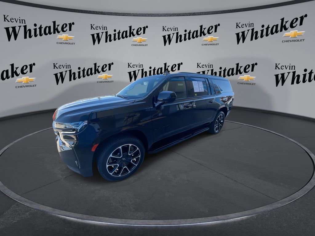 Used 2023 Chevrolet Suburban RST AWD/4WD image 4