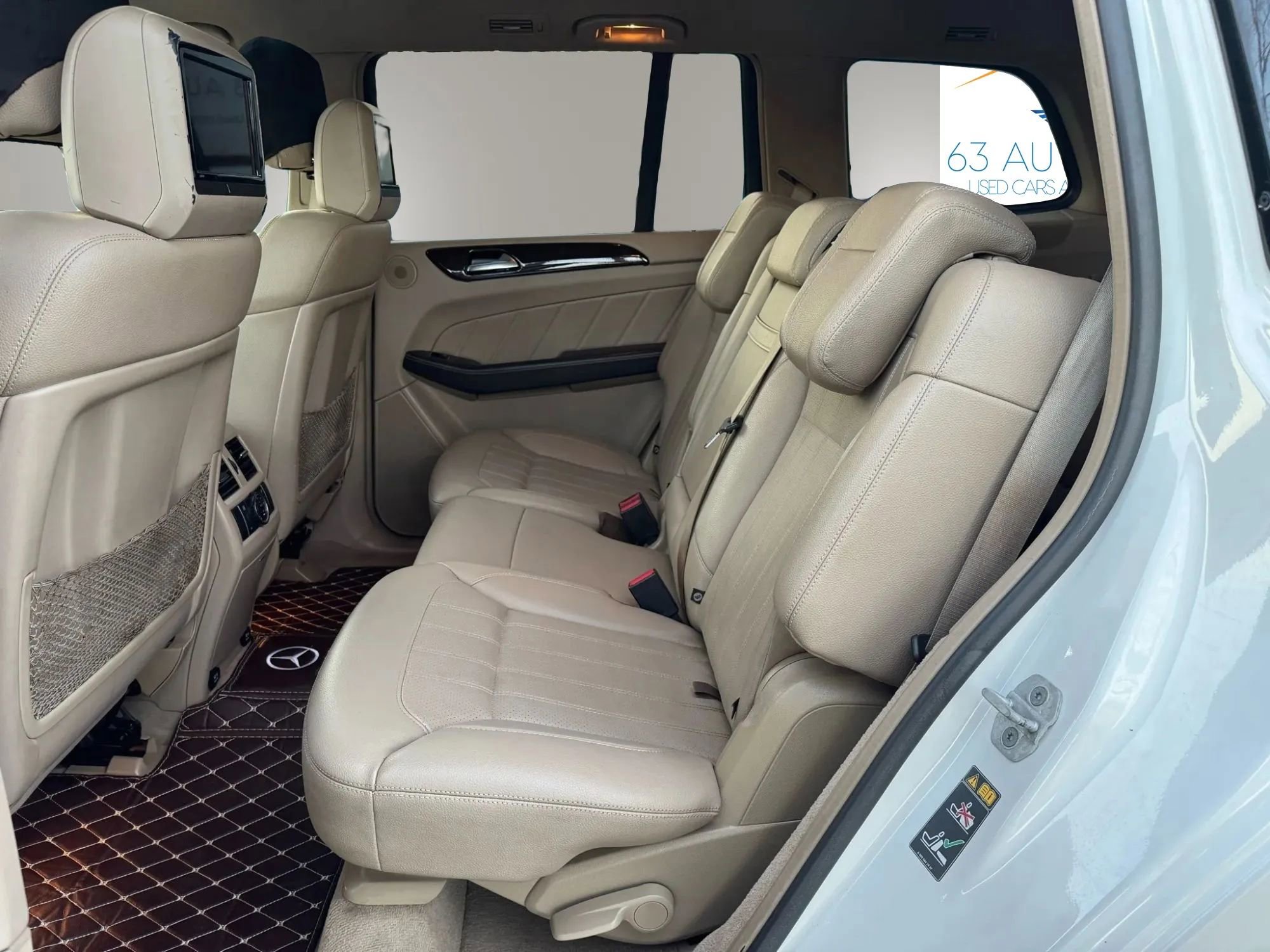 Used 2015 Mercedes-Benz GL 450 4MATIC w/ Appearance Package image 25