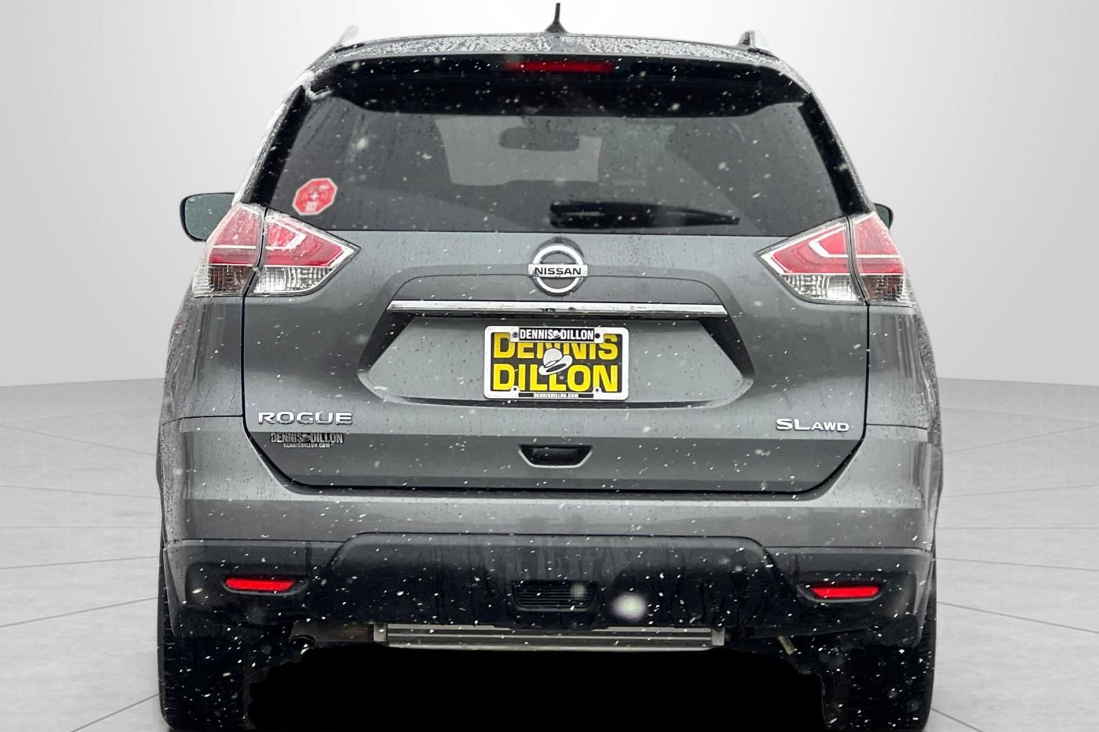 Used 2016 Nissan Rogue SL image 5