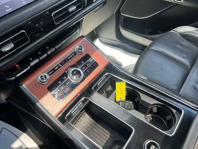 Used 2023 Lincoln Aviator Reserve w/ Elements Package Plus AWD/4WD image 19