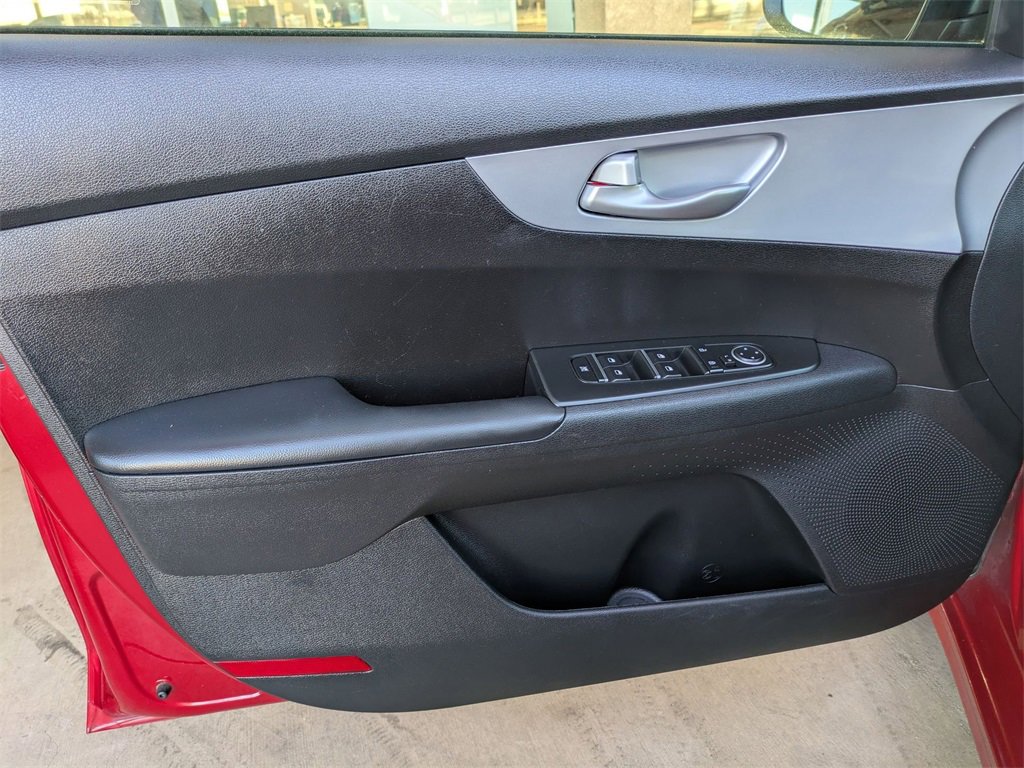 Used 2024 Kia Forte LXS image 11