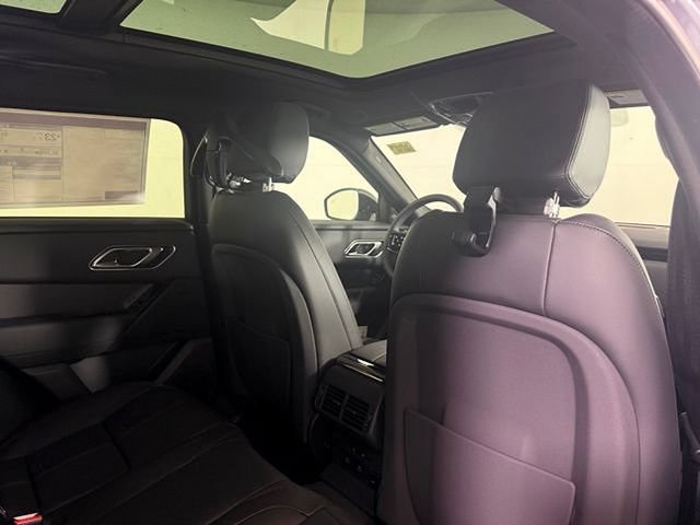 Certified 2026 Land Rover Range Rover Velar S AWD/4WD image 31
