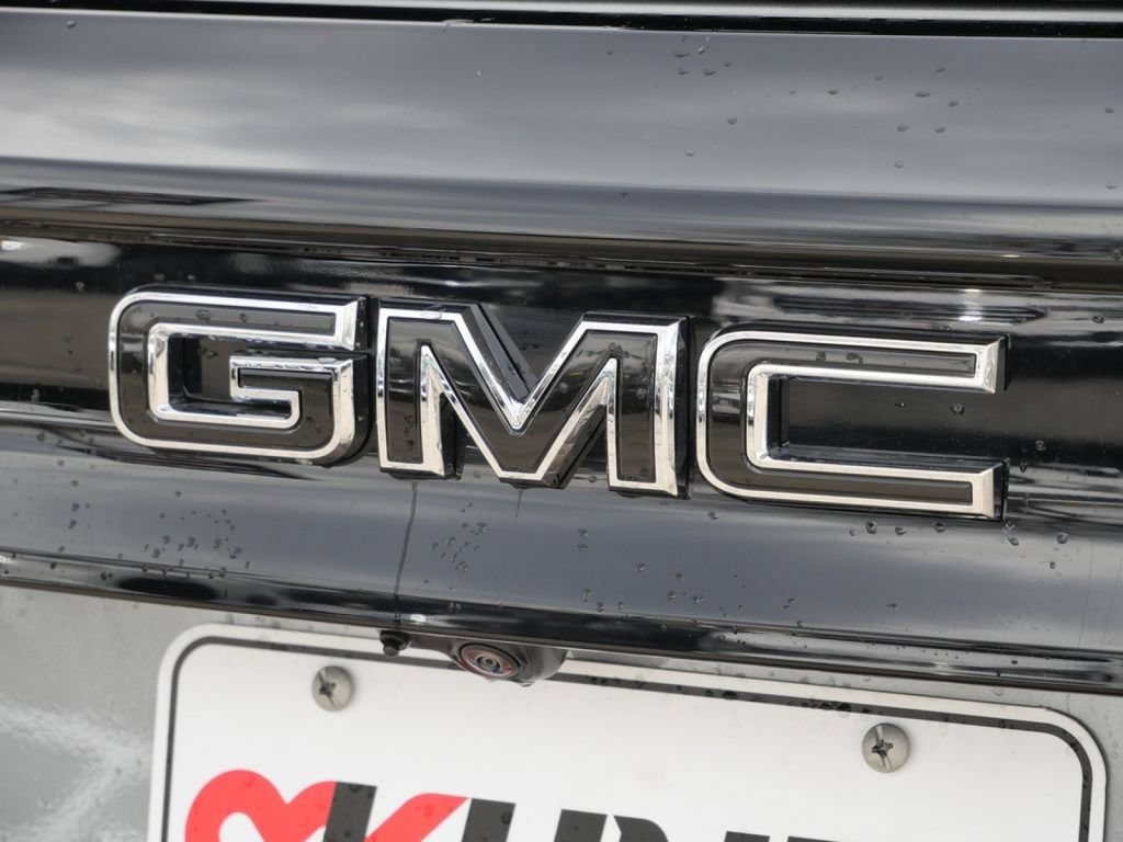 New 2026 GMC Acadia Elevation w/ Black Edition AWD/4WD image 17