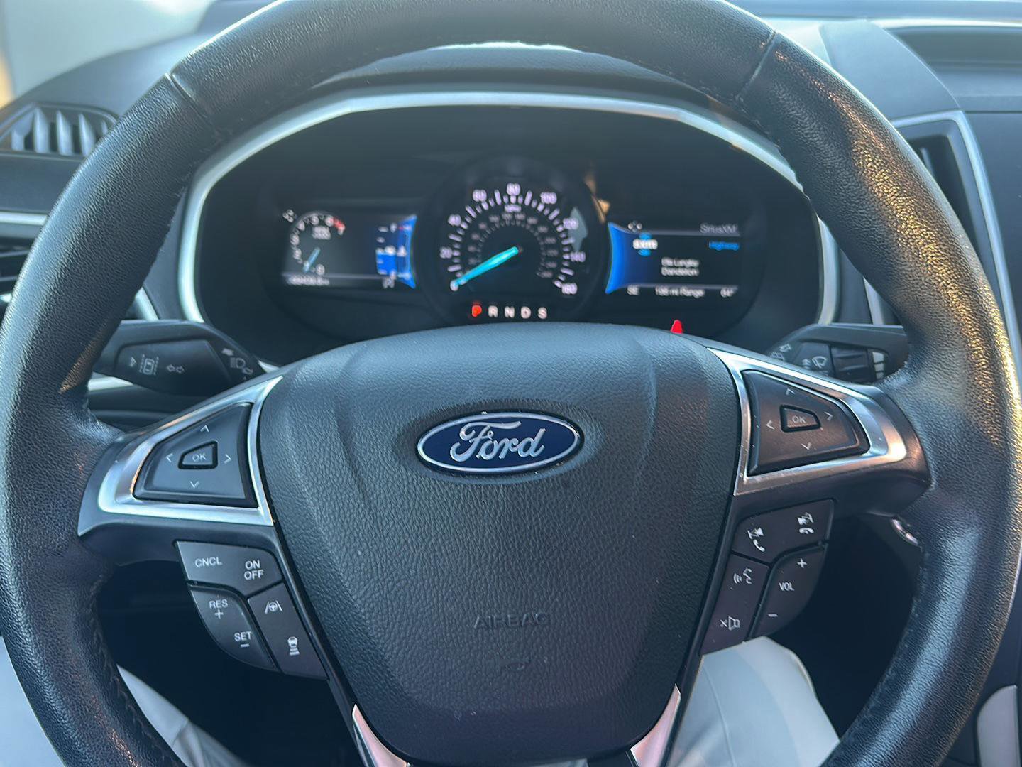 Used 2021 Ford Edge SEL w/ Convenience Package FWD image 14