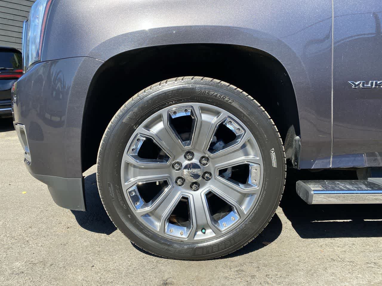 Used 2018 GMC Yukon SLT w/ Open Road Package AWD/4WD image 11