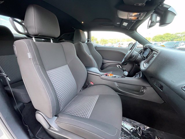 Used 2021 Dodge Challenger GT w/ Blacktop Package AWD/4WD image 25