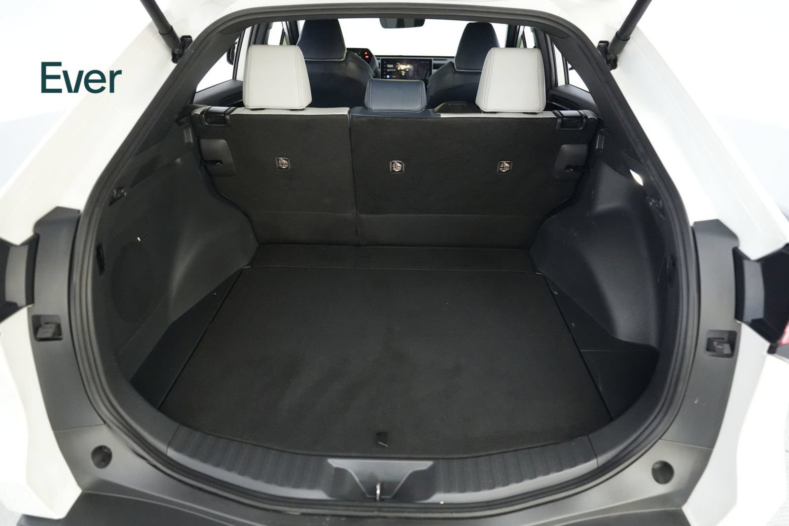 Used 2023 Subaru Solterra AWD image 8