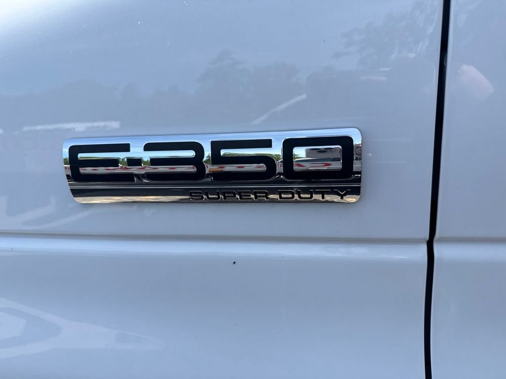 Used 2024 Ford E-350 and Econoline 350 Super Duty w/ Power Windows & Locks Group RWD image 8