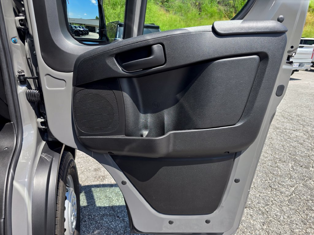 New 2026 RAM ProMaster 2500 w/ Convenience Group FWD image 37