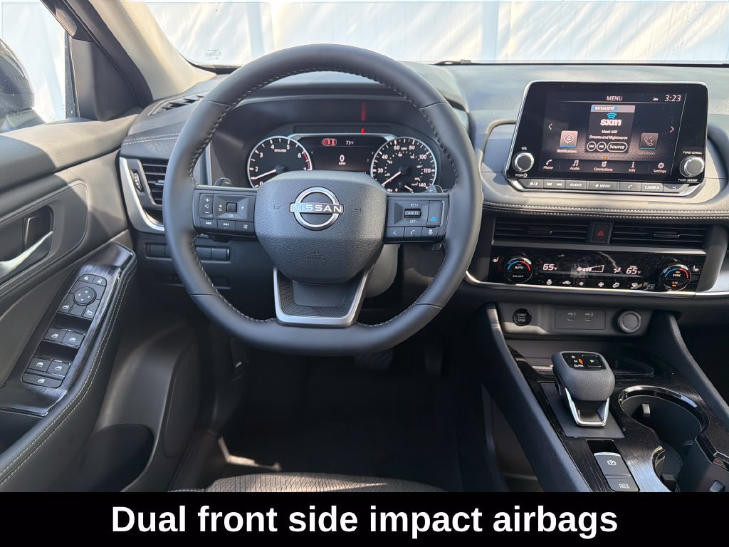 Used 2026 Nissan Rogue SV w/ Cold Weather Package FWD image 17