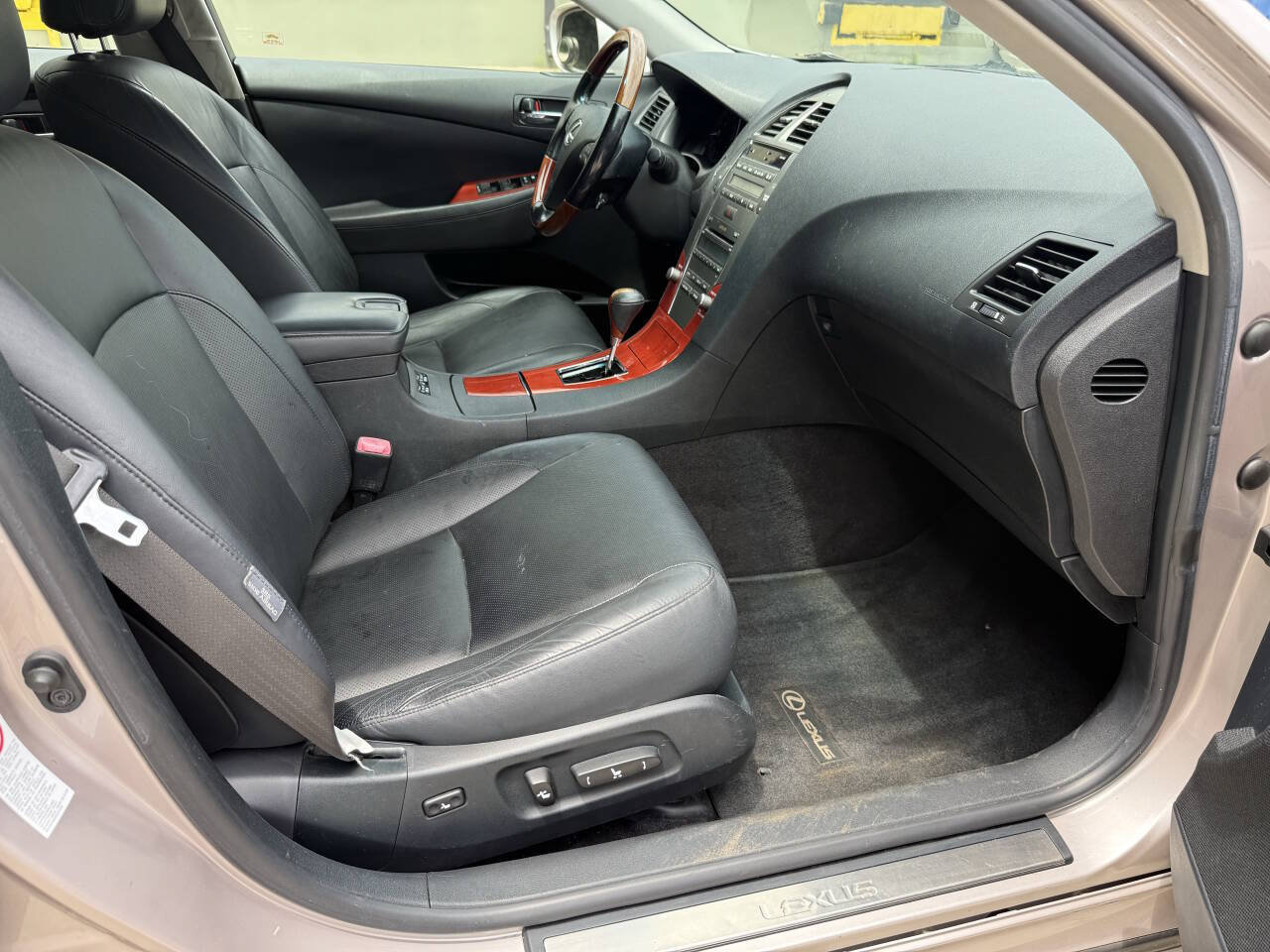 Used 2007 Lexus ES 350 w/ Premium Plus Pkg FWD image 28