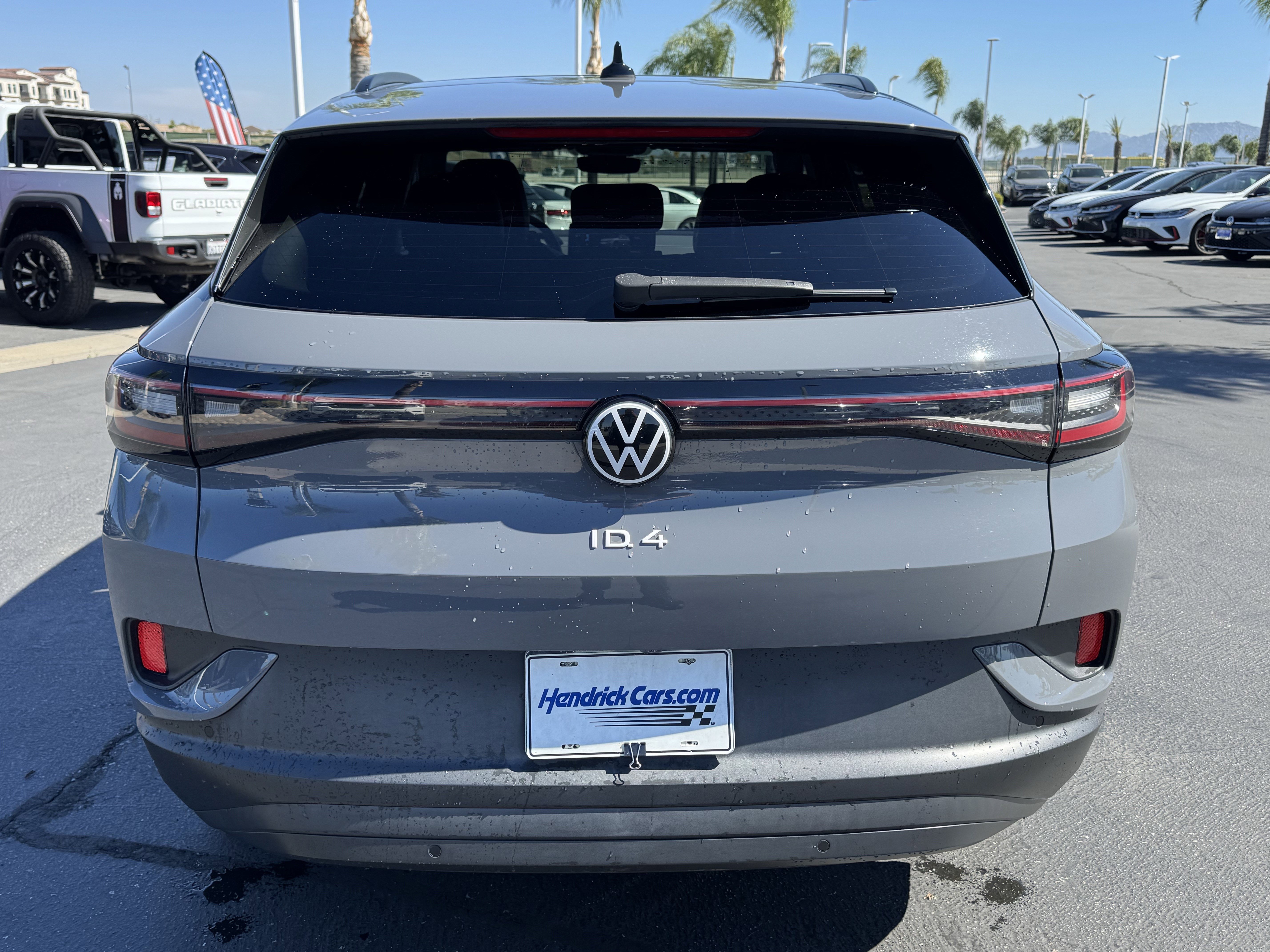 Used 2023 Volkswagen ID.4 Pro S image 9