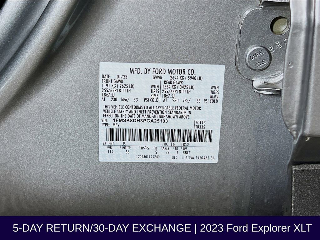 Used 2023 Ford Explorer XLT image 37
