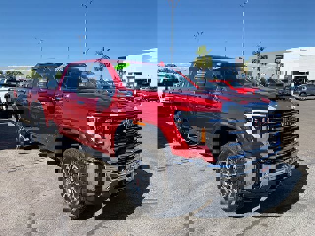 New 2025 GMC Sierra 2500 SLT w/ SLT Convenience Package image 4