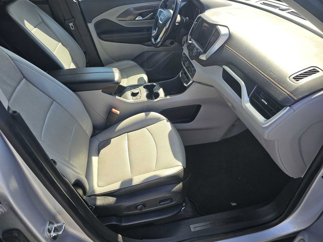 Used 2022 GMC Terrain SLT image 20