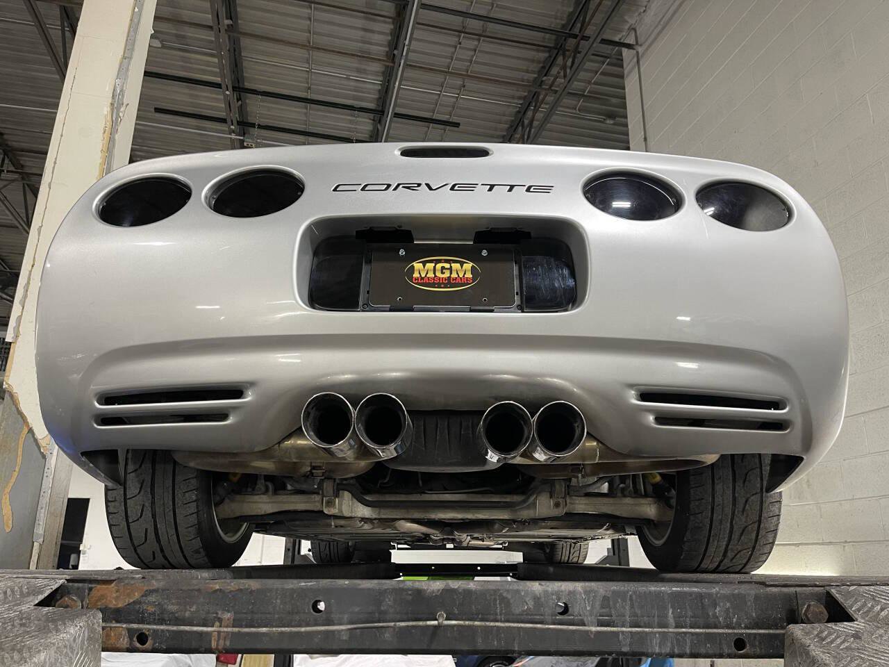 Used 2004 Chevrolet Corvette Coupe w/ Roof Package image 60
