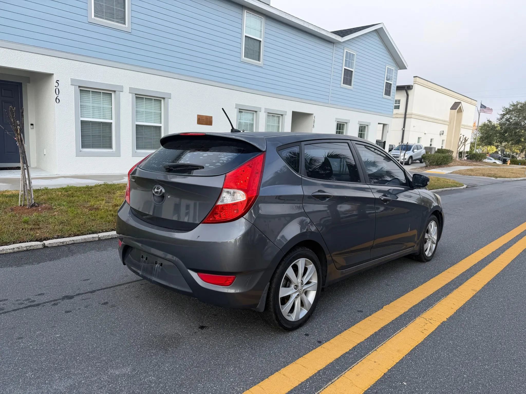 Used 2013 Hyundai Accent SE image 7