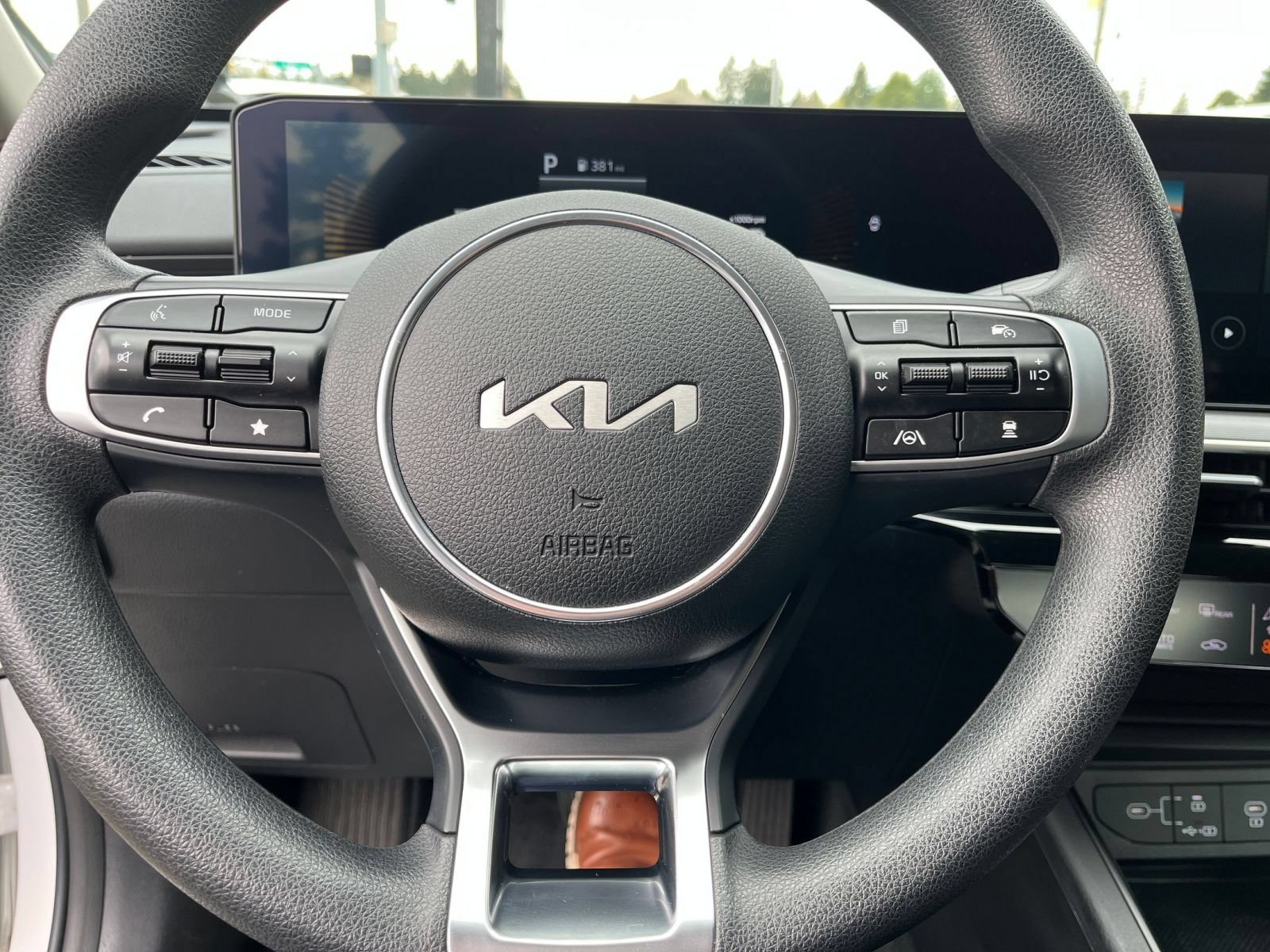 Used 2025 Kia K5 LXS FWD image 28
