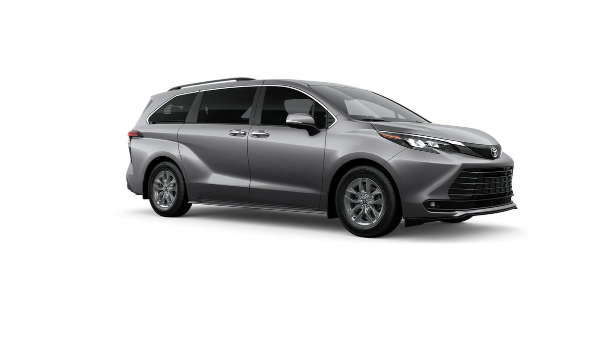 New 2026 Toyota Sienna XLE FWD image 14